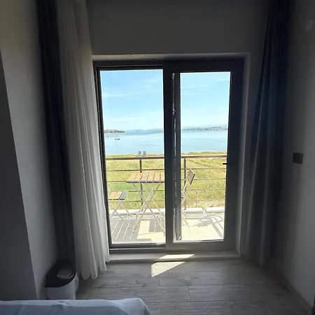 Entire 3-story Seaside Villa, Sea View With Garden * Ayvalı